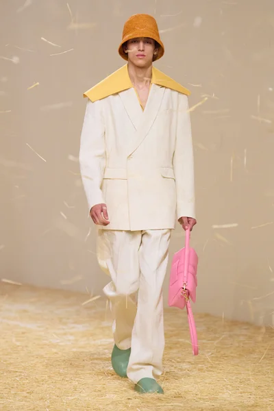 Look 21